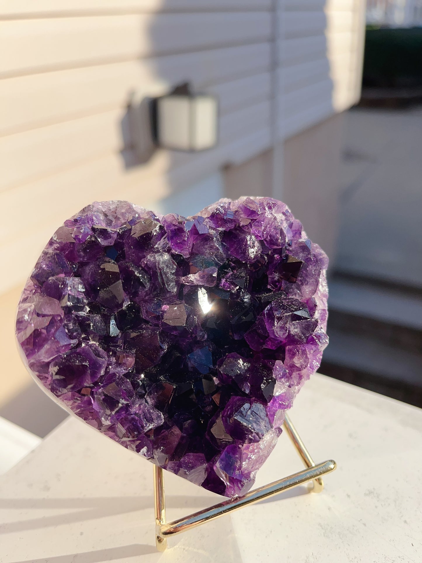Heart-shaped amethyst rough stone ๐